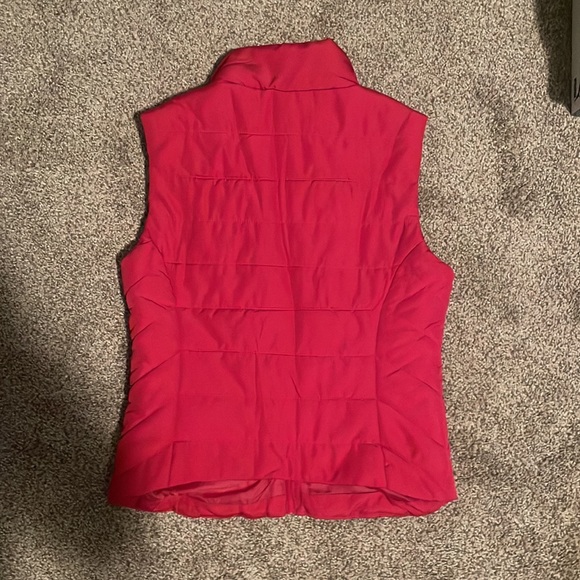 Weatherproof Vest - Picture 5 of 5